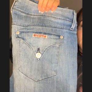 Hudson Light Blue Women's Jeans with Back Pocket Detail Size 32 Strait Leg